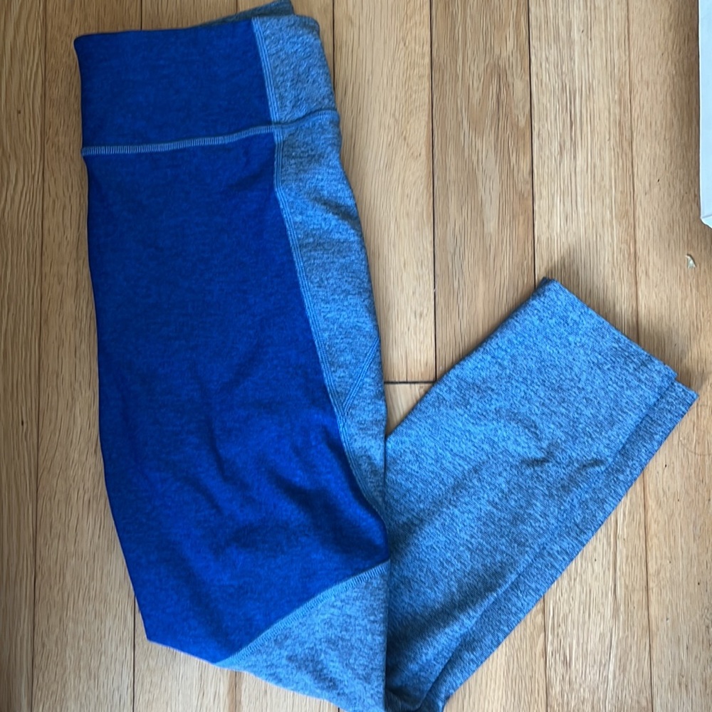 Outdoor Voices Colorblock Leggings Size M
